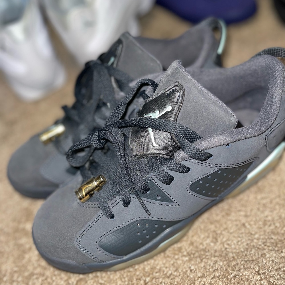 Jordan 6s low top